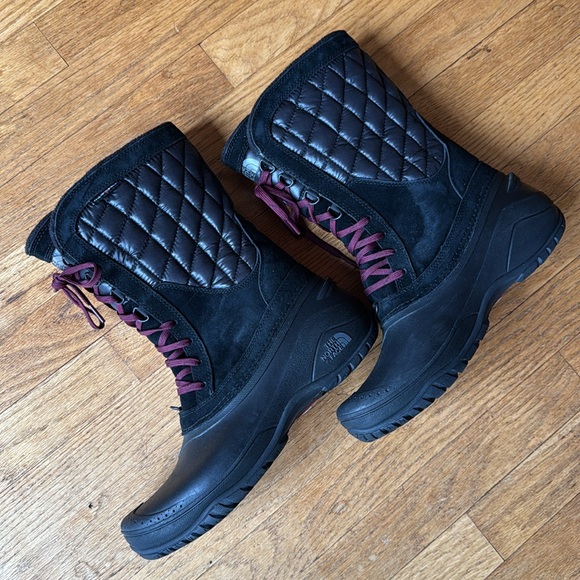 North face winter boots - Picture 2 of 6